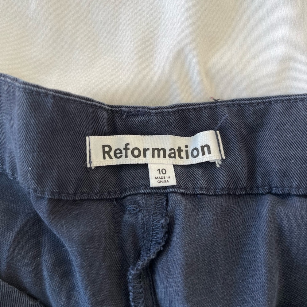 Reformation Mason Pant Navy - Picture 3 of 4